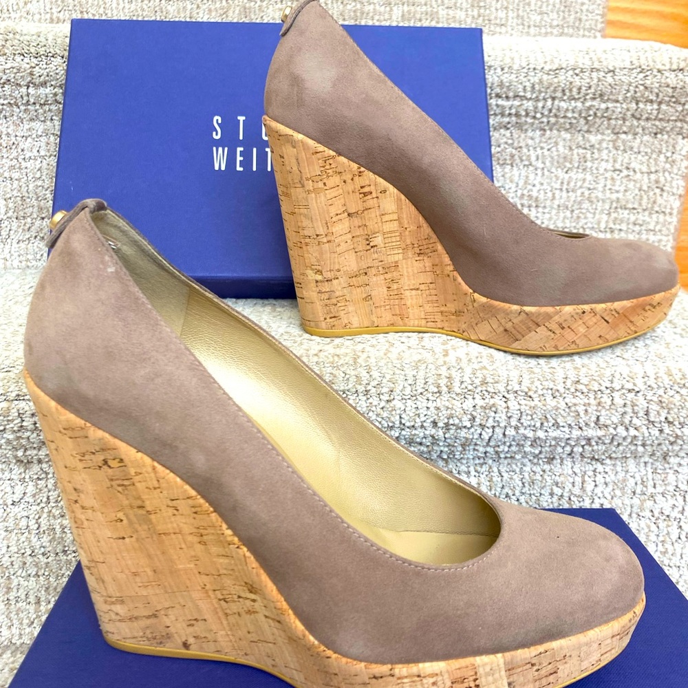 Stuart Weitzman Suede Pumps, Size 9